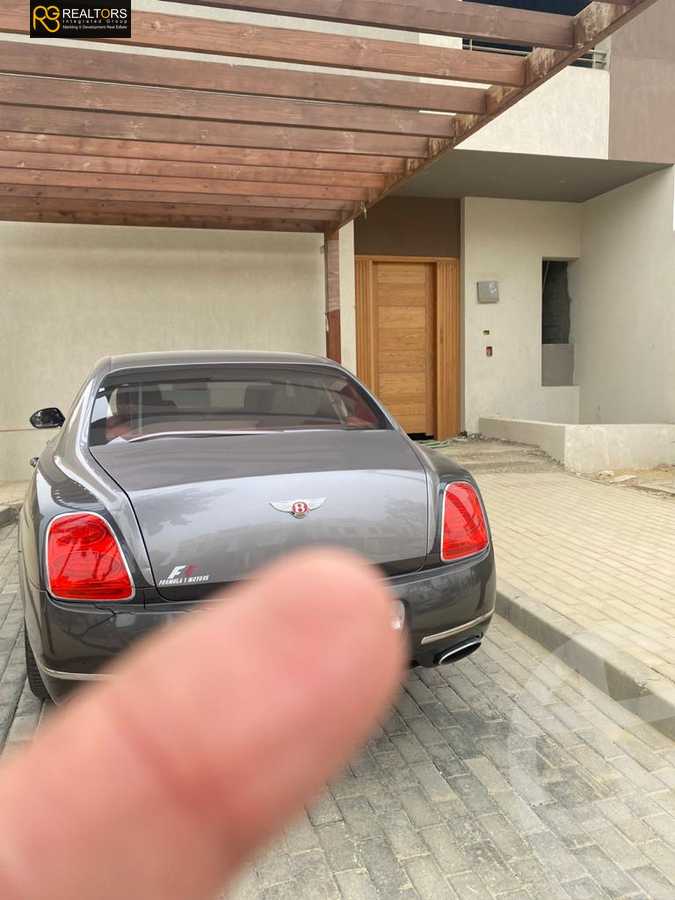 https://aqarmap.com.eg/en/listing/4122874-for-sale-cairo-el-sheikh-zayed-city-compounds-in-sheikh-zayed-palm-hills-october-golf-extension