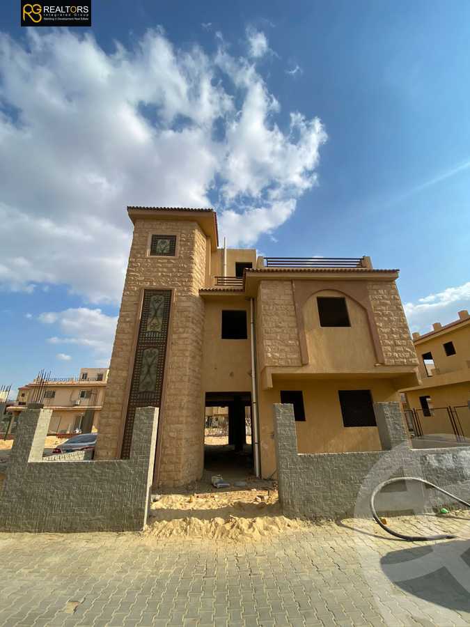 https://aqarmap.com.eg/ar/listing/4123727-for-sale-cairo-october-compounds-green-plaza-mall-green-land