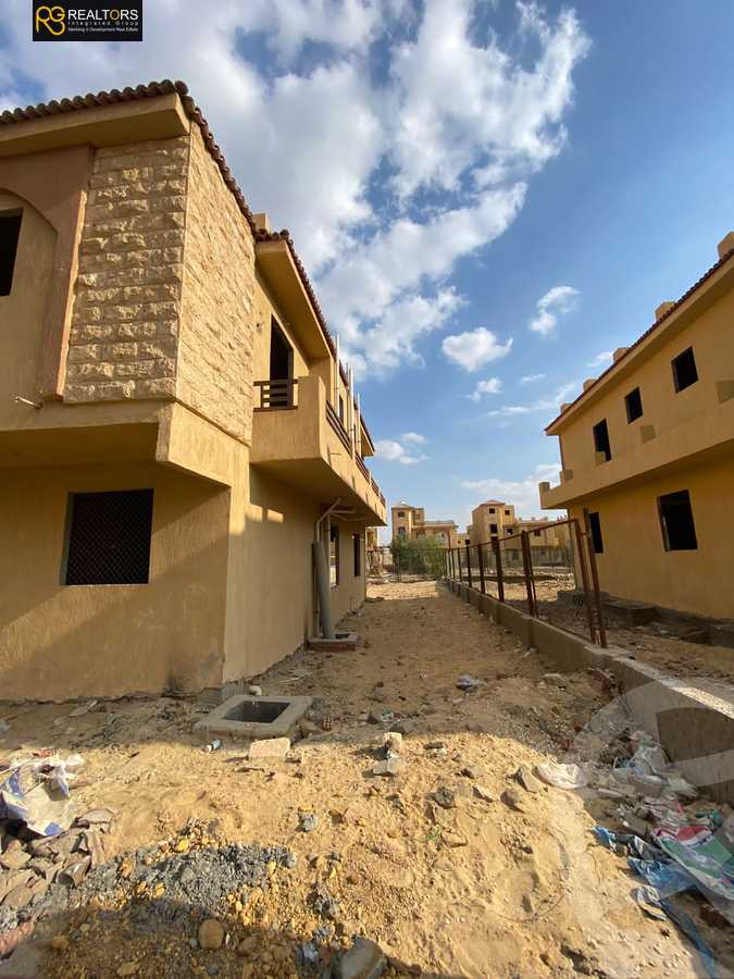 https://aqarmap.com.eg/ar/listing/4123727-for-sale-cairo-october-compounds-green-plaza-mall-green-land