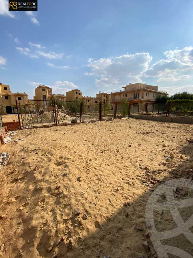 https://aqarmap.com.eg/ar/listing/4123727-for-sale-cairo-october-compounds-green-plaza-mall-green-land