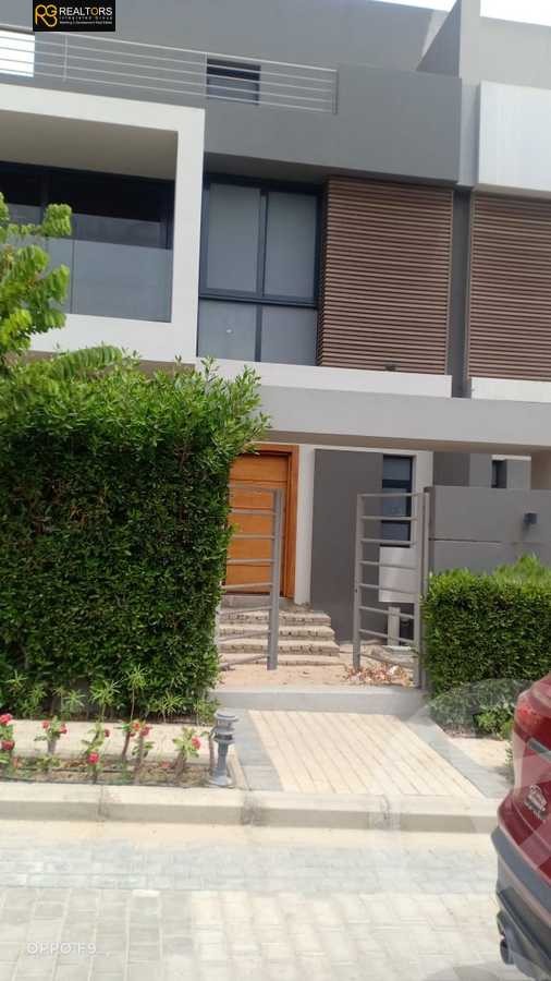 https://aqarmap.com.eg/en/listing/4123733-for-sale-cairo-el-sheikh-zayed-city-compounds-in-sheikh-zayed-el-patio-zahraa