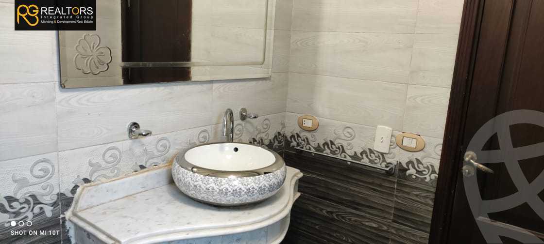 https://aqarmap.com.eg/en/listing/4139633-for-sale-cairo-6th-of-october-compound-garden-city-october