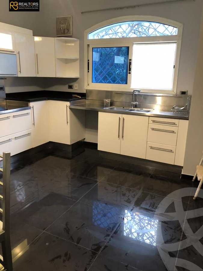 https://aqarmap.com.eg/en/listing/4140087-for-sale-cairo-6th-of-october-compound-el-worod
