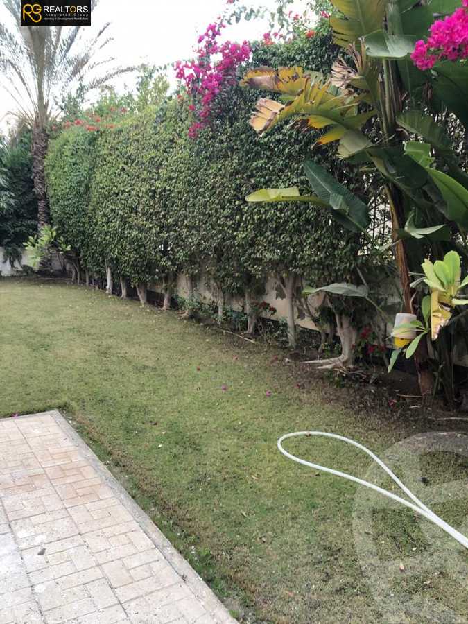 https://aqarmap.com.eg/en/listing/4140087-for-sale-cairo-6th-of-october-compound-el-worod