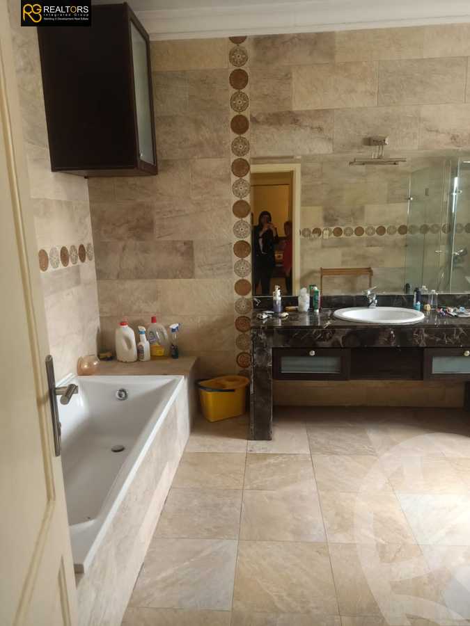https://aqarmap.com.eg/ar/listing/4141576-for-sale-cairo-6th-of-october-compound-rihana