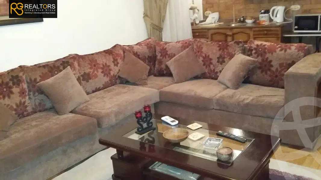 https://aqarmap.com.eg/en/listing/4142213-for-sale-cairo-el-sheikh-zayed-city-compounds-greens