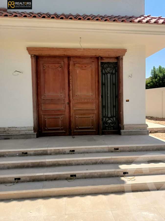 https://aqarmap.com.eg/ar/listing/4142228-for-sale-cairo-el-sheikh-zayed-city-compounds-in-sheikh-zayed-royal-city