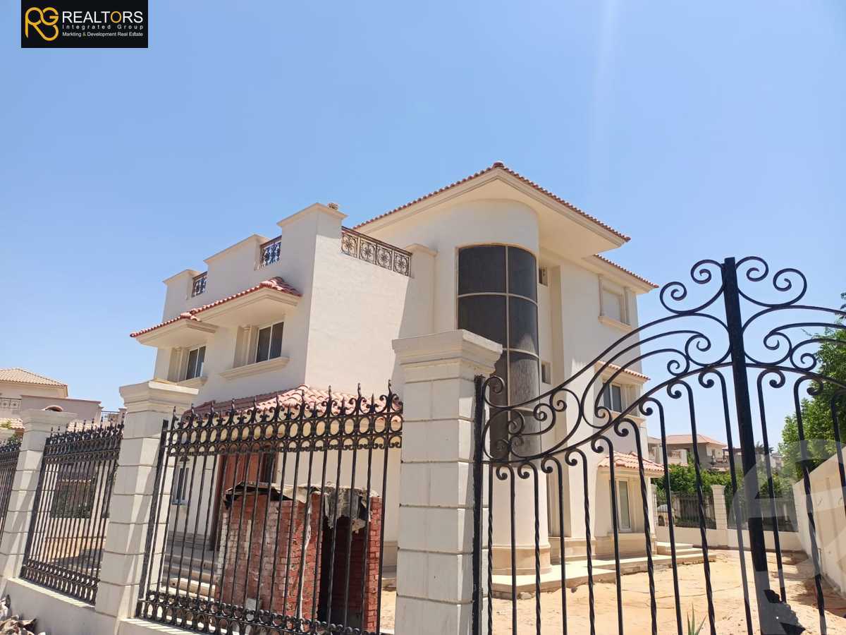 https://aqarmap.com.eg/ar/listing/4142228-for-sale-cairo-el-sheikh-zayed-city-compounds-in-sheikh-zayed-royal-city