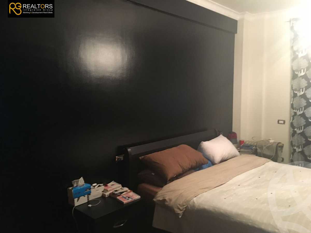 https://aqarmap.com.eg/ar/listing/4142252-for-sale-cairo-el-sheikh-zayed-city-compounds-in-sheikh-zayed-beverly-hills
