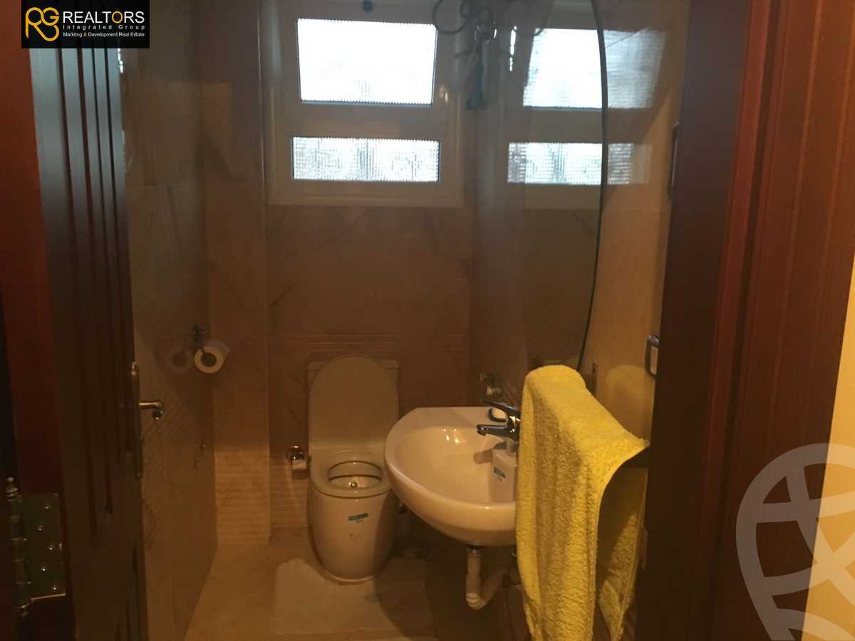 https://aqarmap.com.eg/ar/listing/4142252-for-sale-cairo-el-sheikh-zayed-city-compounds-in-sheikh-zayed-beverly-hills