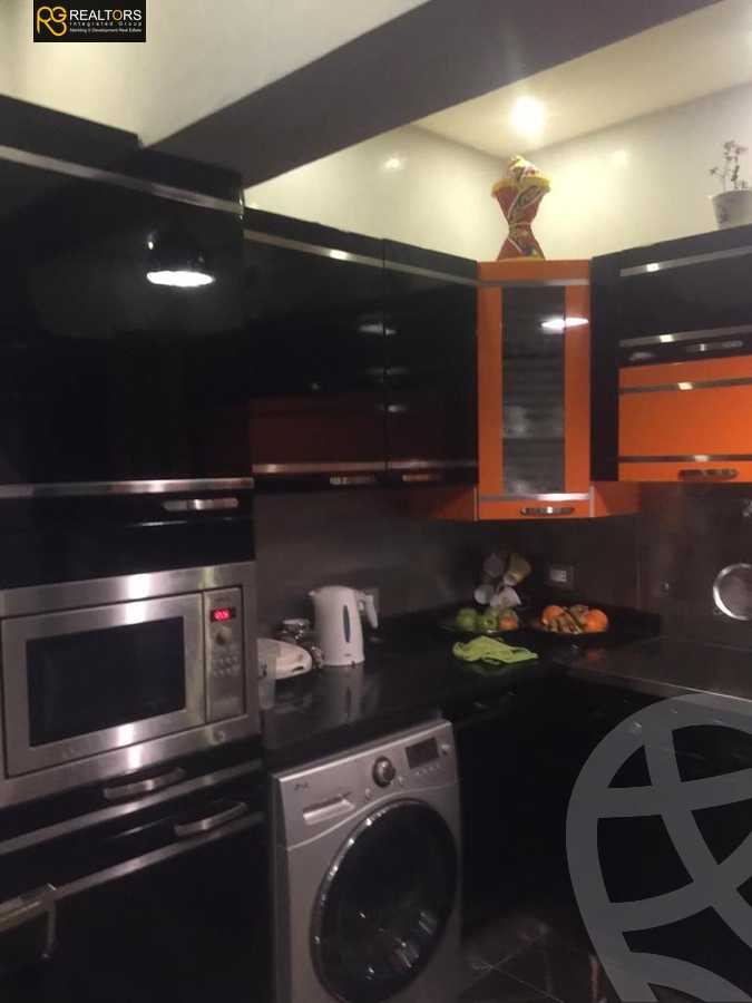 https://aqarmap.com.eg/ar/listing/4142690-for-rent-cairo-el-sheikh-zayed-city-compounds-in-sheikh-zayed-zayed-2000