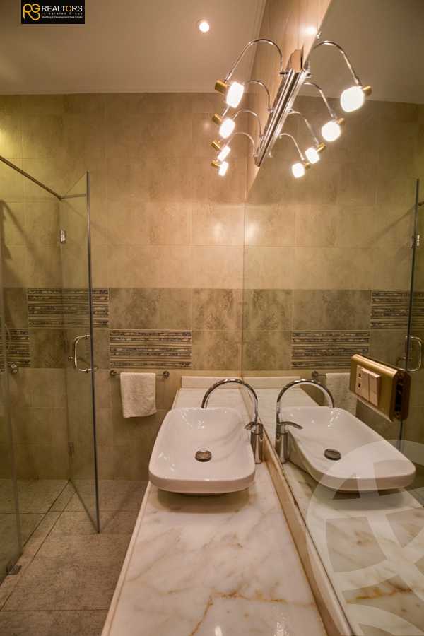 https://aqarmap.com.eg/en/listing/4143808-for-sale-cairo-el-sheikh-zayed-city-compounds-kmbwnd-ljry-swdyk