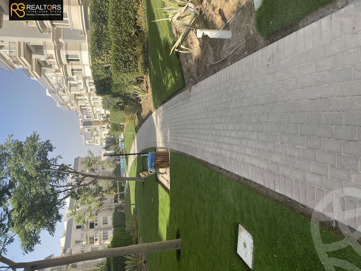 https://aqarmap.com.eg/en/listing/4143812-for-sale-cairo-6th-of-october-compounds-mountain-view-october-park