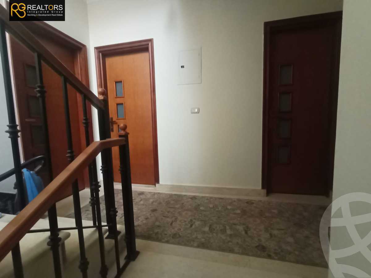 https://aqarmap.com.eg/en/listing/4145898-for-sale-cairo-6th-of-october-compounds-brnsys