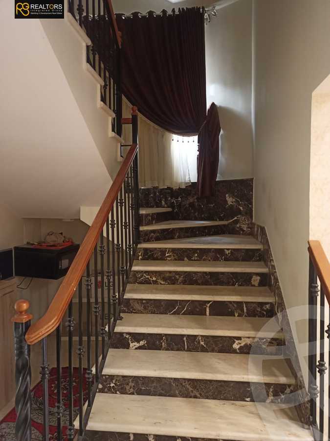 https://aqarmap.com.eg/en/listing/4145898-for-sale-cairo-6th-of-october-compounds-brnsys