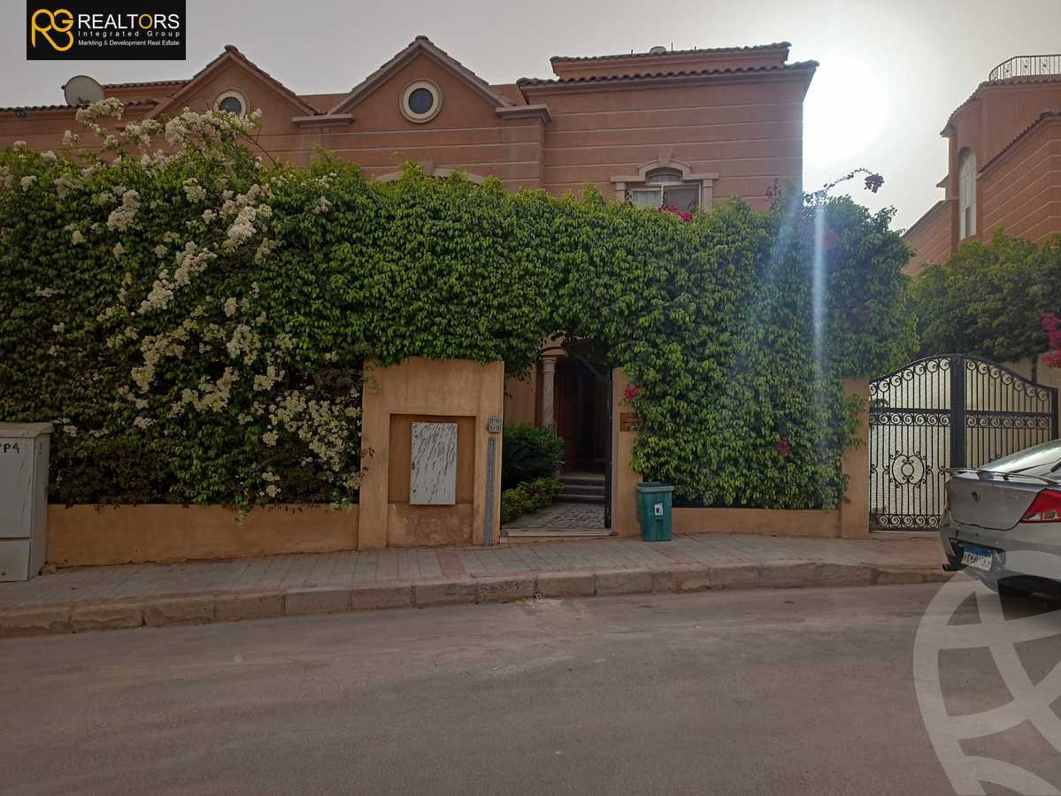 https://aqarmap.com.eg/en/listing/4145898-for-sale-cairo-6th-of-october-compounds-brnsys