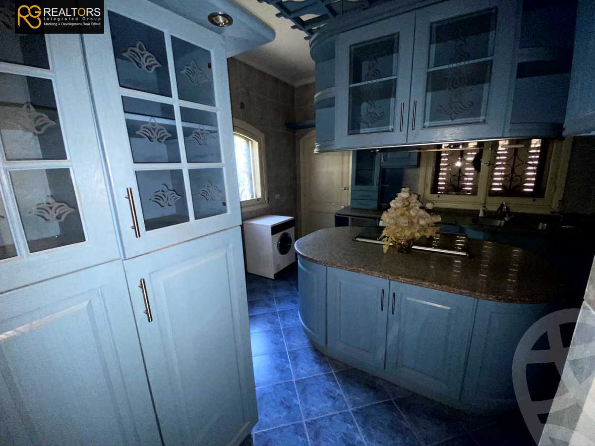 https://aqarmap.com.eg/ar/listing/4145914-for-sale-cairo-6th-of-october-compound-mena-garden-city