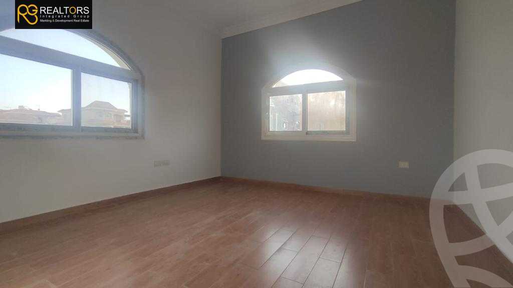 https://aqarmap.com.eg/en/listing/4145990-for-sale-cairo-6th-of-october-compound-el-fedaa