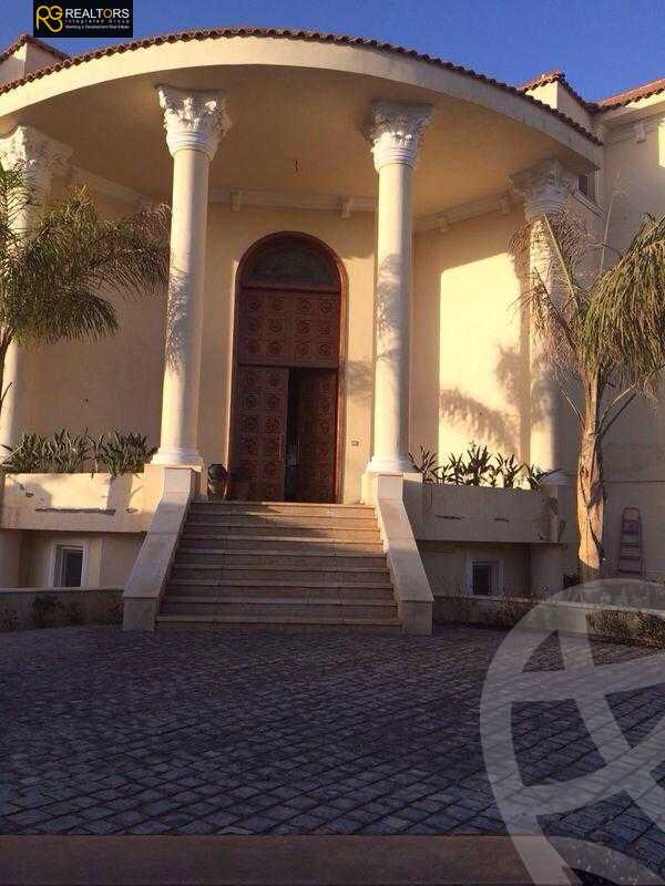 https://aqarmap.com.eg/en/listing/4146421-for-sale-cairo-6th-of-october-compound-royal-hills