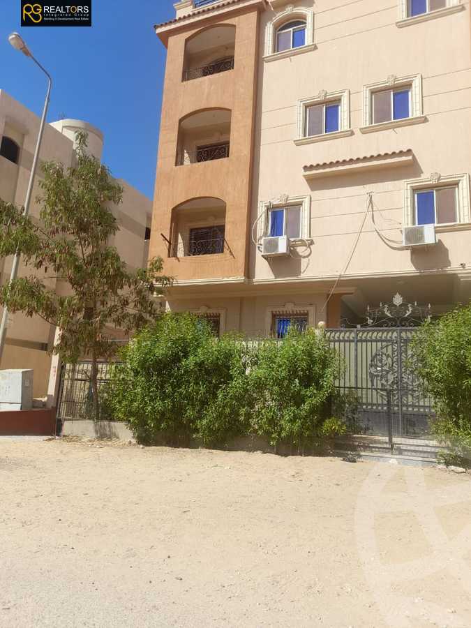 https://aqarmap.com.eg/en/listing/4147043-for-sale-cairo-october-janoub-el-ahyaa-hay-el-narges