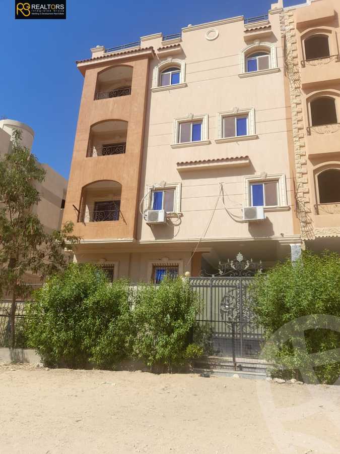 https://aqarmap.com.eg/en/listing/4147043-for-sale-cairo-october-janoub-el-ahyaa-hay-el-narges