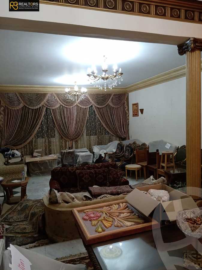 https://aqarmap.com.eg/ar/listing/4147046-for-sale-cairo-6th-of-october-compound-mena-garden-city