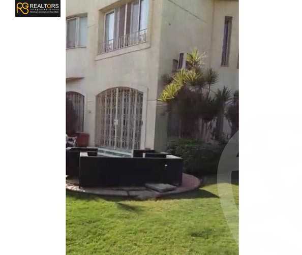 https://aqarmap.com.eg/en/listing/4147084-for-sale-cairo-6th-of-october-compound-royal-hills