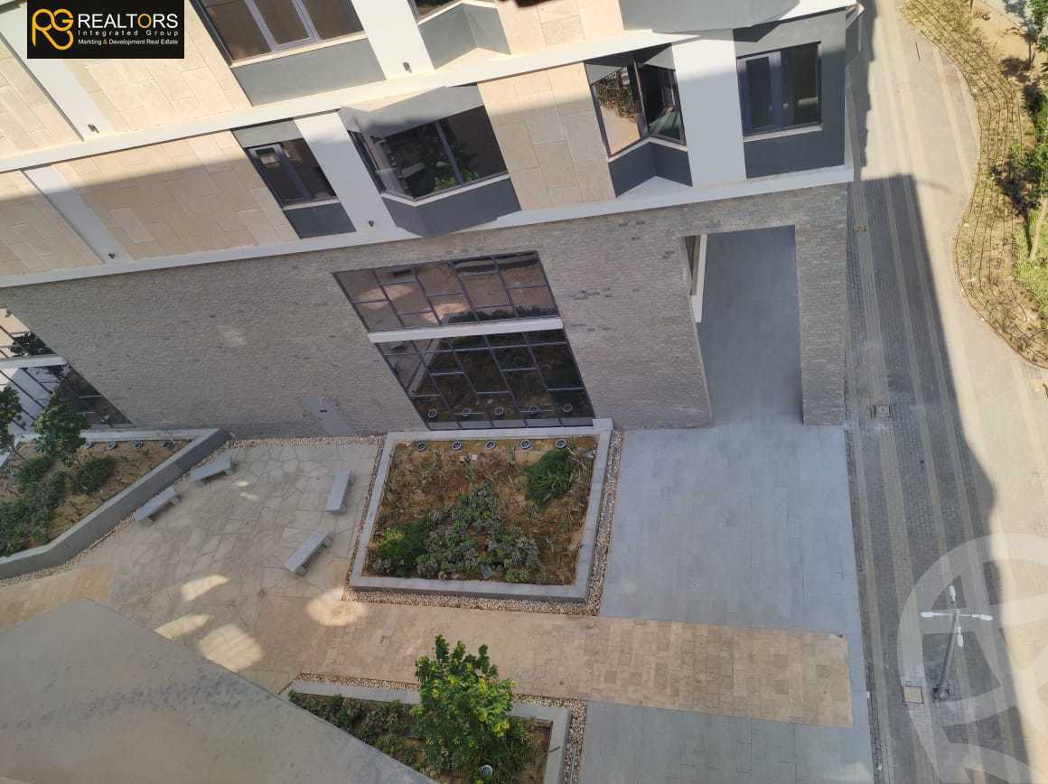 https://aqarmap.com.eg/ar/listing/4157232-for-rent-cairo-el-sheikh-zayed-city-compounds-in-sheikh-zayed-beverly-hills