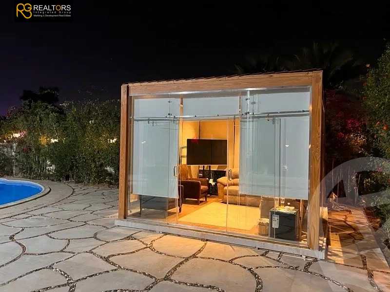 https://aqarmap.com.eg/ar/listing/4159014-for-sale-cairo-el-sheikh-zayed-city-compounds-in-sheikh-zayed-royal-city