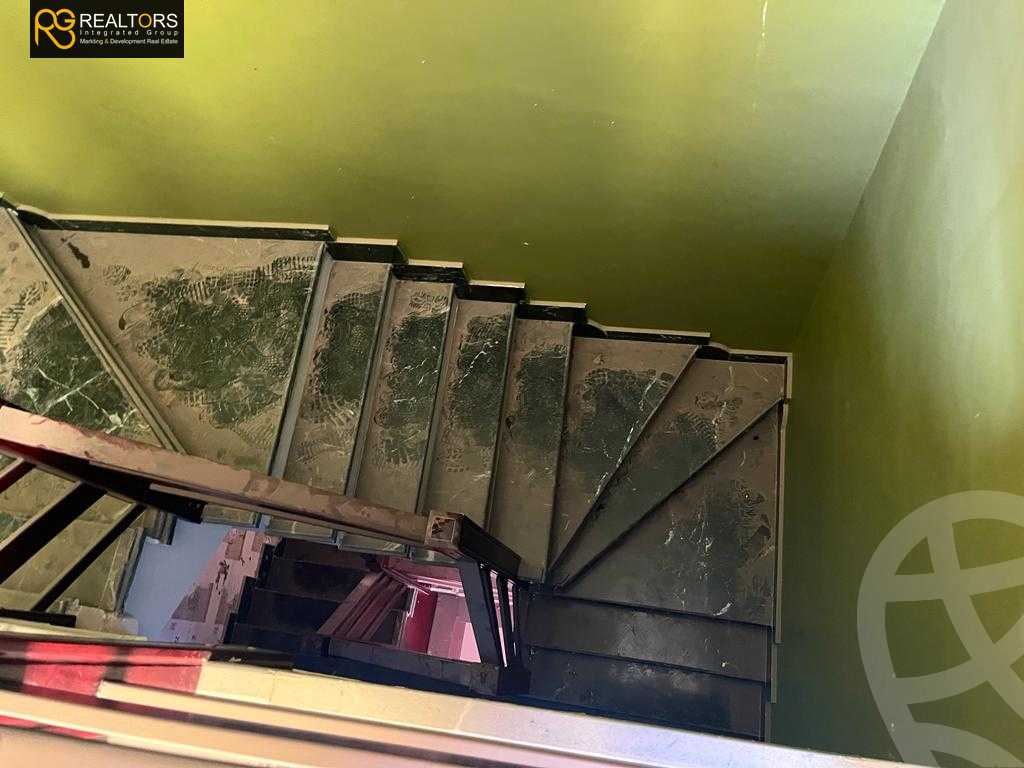 https://aqarmap.com.eg/ar/listing/4159087-for-sale-cairo-6th-of-october-compound-rihana