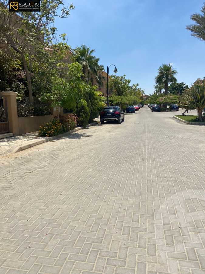 https://aqarmap.com.eg/en/listing/4159135-for-sale-cairo-6th-of-october-compounds-wyst-jyt-mwl