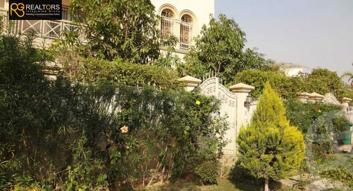 https://aqarmap.com.eg/en/listing/4159184-for-sale-cairo-el-sheikh-zayed-city-compounds-greens