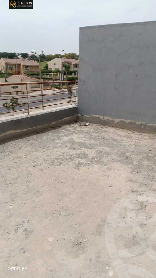 https://aqarmap.com.eg/en/listing/4159341-for-sale-cairo-el-sheikh-zayed-city-compounds-in-sheikh-zayed-el-patio-zahraa
