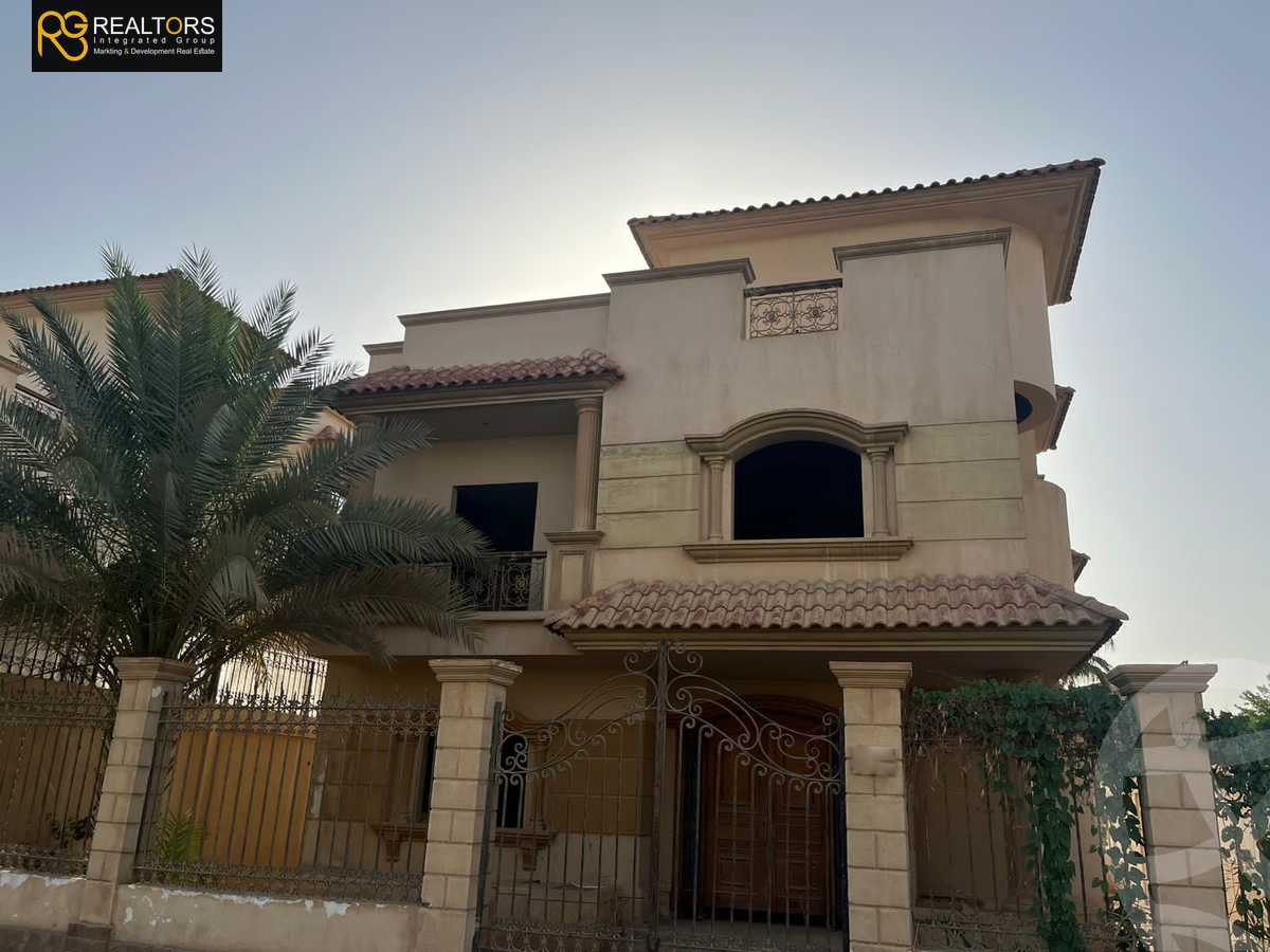https://aqarmap.com.eg/ar/listing/4172282-for-sale-cairo-el-sheikh-zayed-city-compounds-in-sheikh-zayed-royal-city