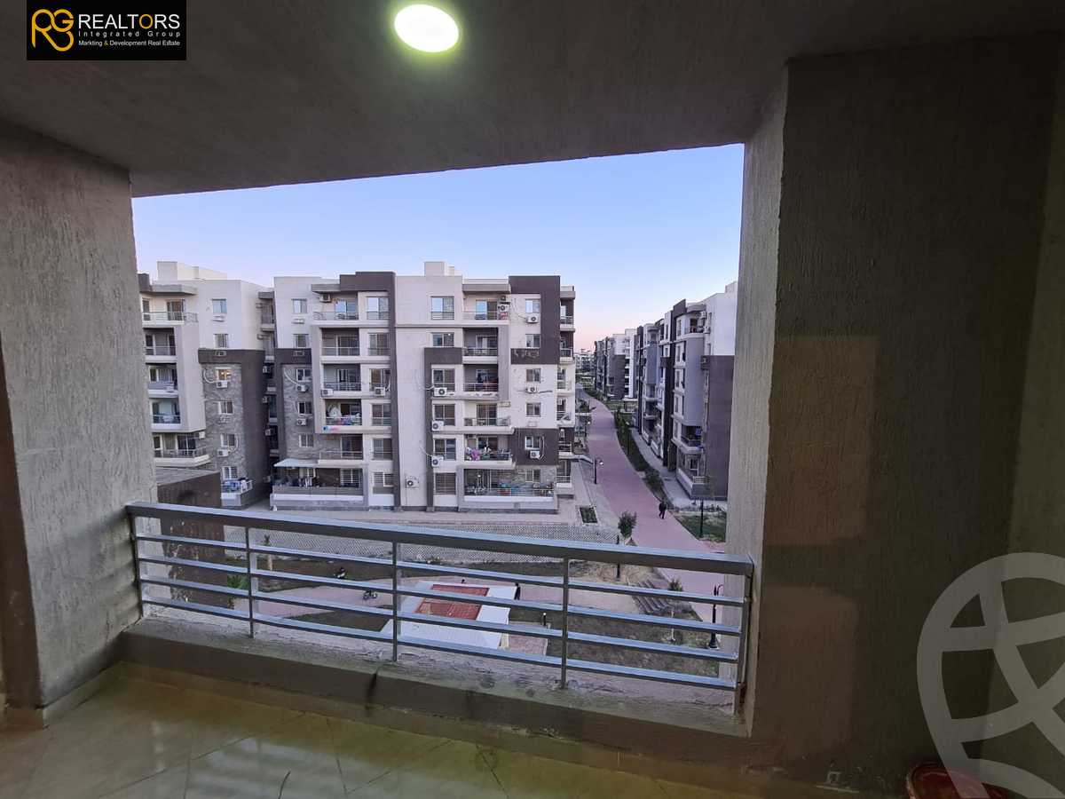 https://aqarmap.com.eg/ar/listing/4175621-for-sale-cairo-el-sheikh-zayed-city-compounds-dr-msr