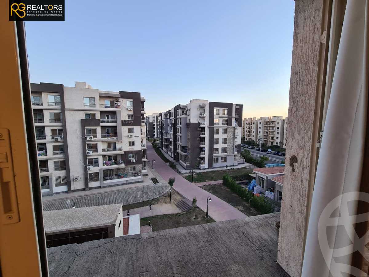 https://aqarmap.com.eg/ar/listing/4175621-for-sale-cairo-el-sheikh-zayed-city-compounds-dr-msr