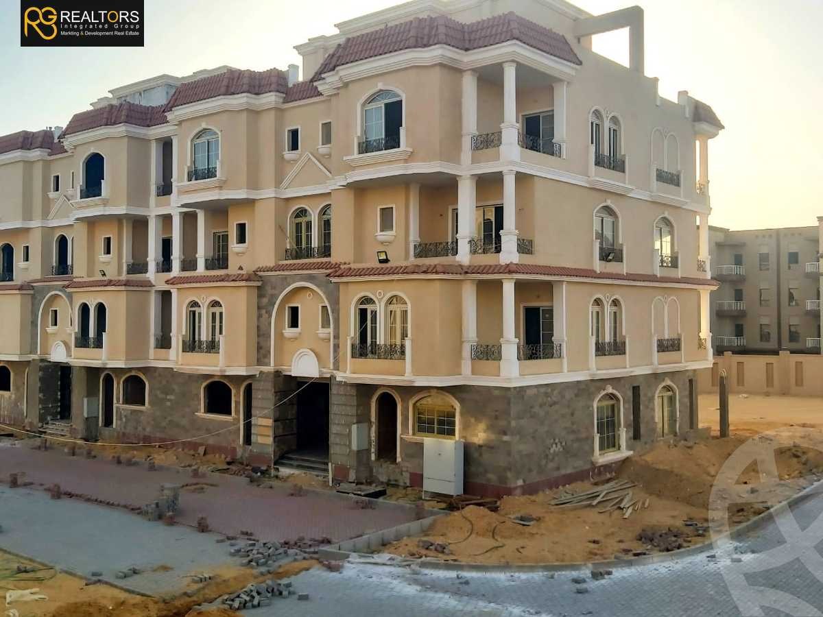 https://aqarmap.com.eg/ar/listing/4175890-for-sale-cairo-6th-of-october-compounds-bhy