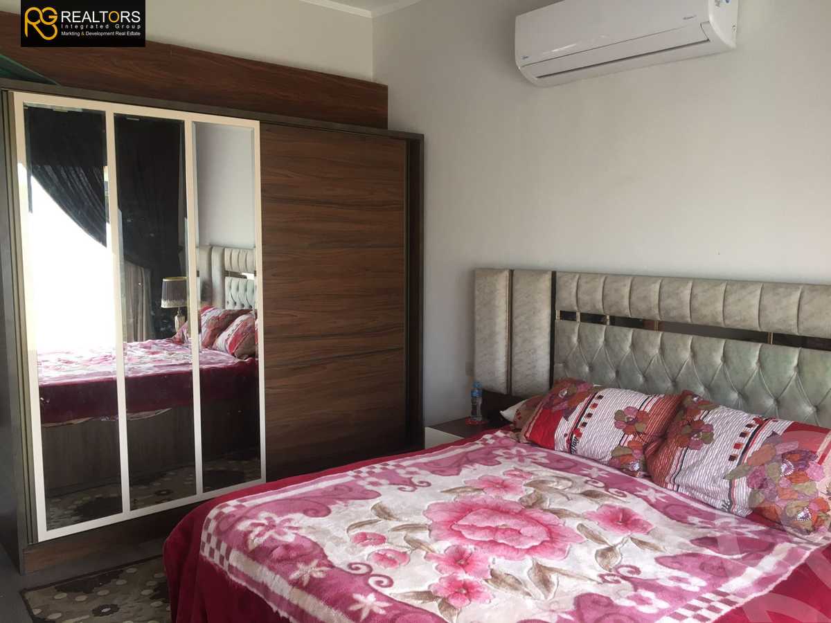 https://aqarmap.com.eg/en/listing/4176136-for-rent-cairo-6th-of-october-compound-the-crown