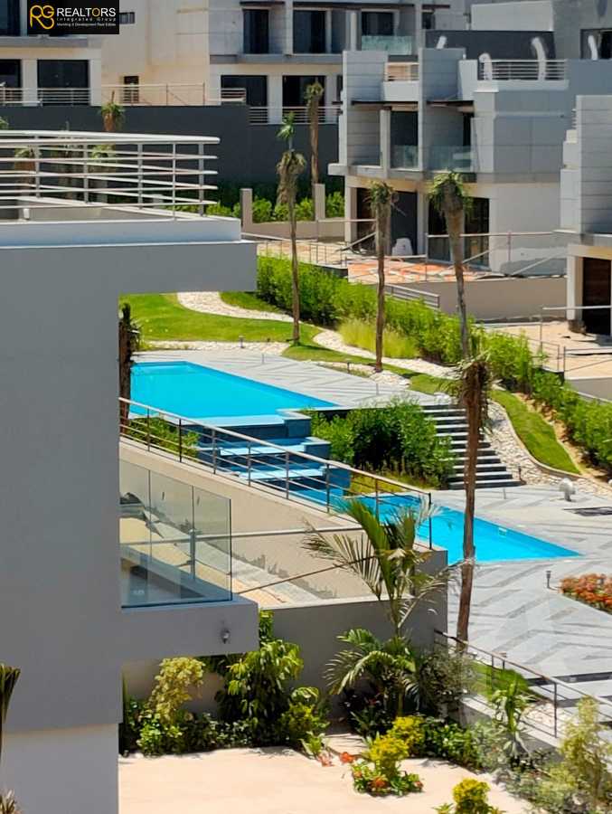 https://aqarmap.com.eg/en/listing/4197921-for-sale-cairo-el-sheikh-zayed-city-compounds-in-sheikh-zayed-el-patio-zahraa