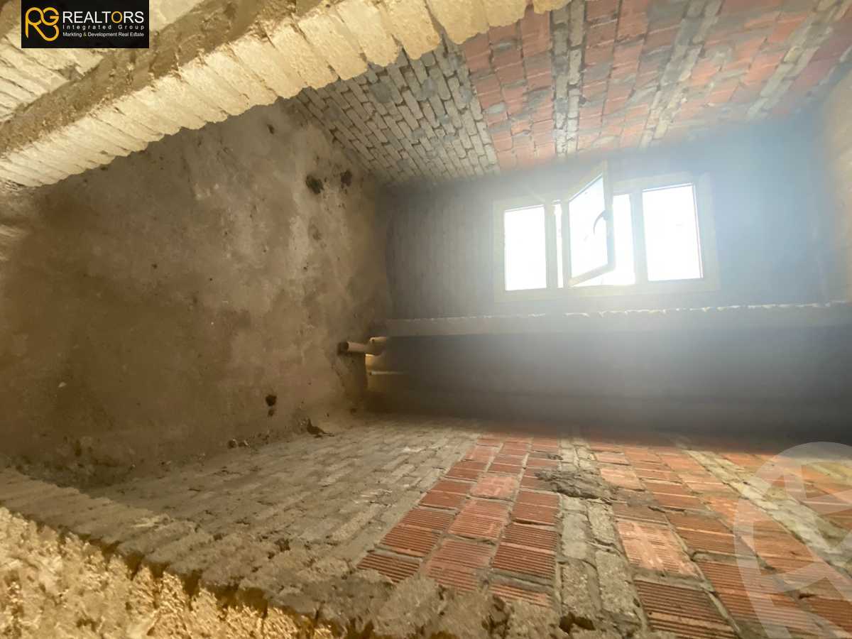 https://aqarmap.com.eg/en/listing/4197967-for-sale-cairo-el-sheikh-zayed-city-compounds-in-sheikh-zayed-el-patio-zahraa