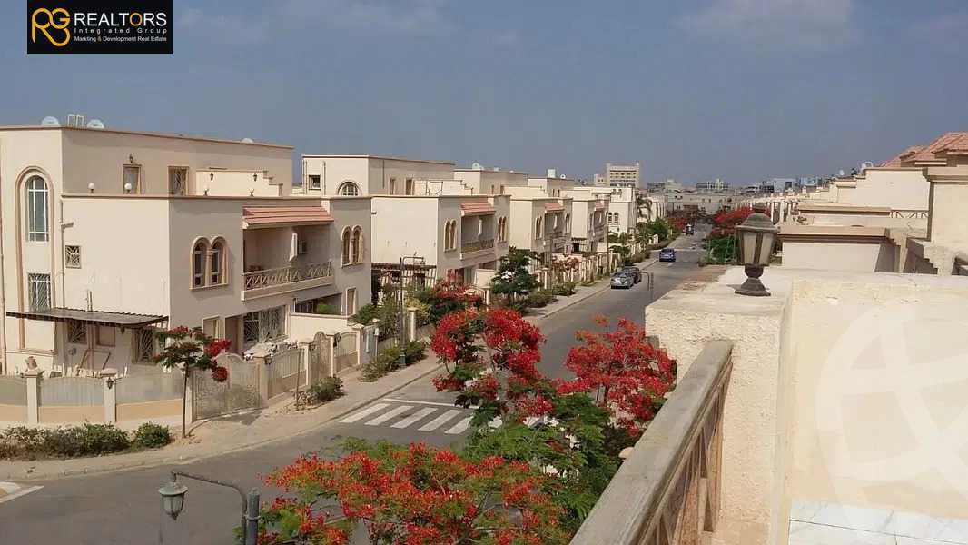 https://aqarmap.com.eg/en/listing/4198159-for-sale-cairo-el-sheikh-zayed-city-compounds-greens