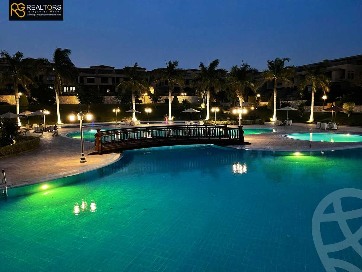 https://aqarmap.com.eg/ar/listing/4198257-for-sale-cairo-el-sheikh-zayed-city-compounds-in-sheikh-zayed-pyramids-walk
