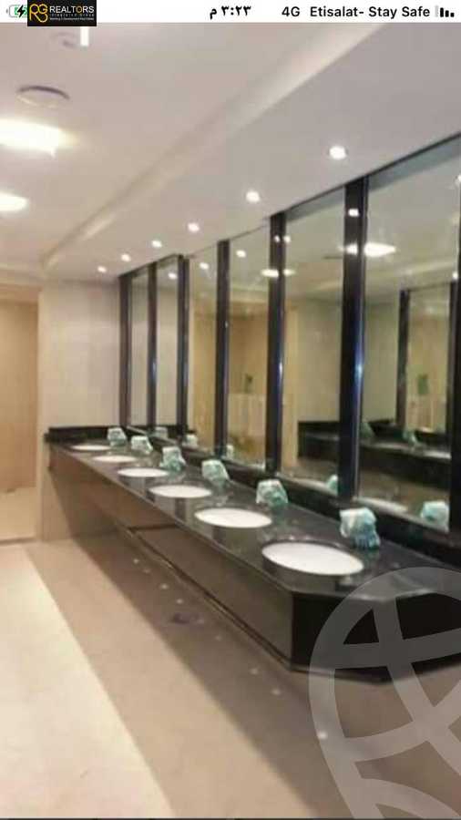 https://aqarmap.com.eg/en/listing/4213045-for-sale-cairo-el-sheikh-zayed-city-compounds-central-avenue-mall-mabany-edris