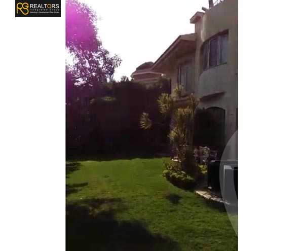 https://aqarmap.com.eg/en/listing/4223778-for-sale-cairo-6th-of-october-compound-royal-hills