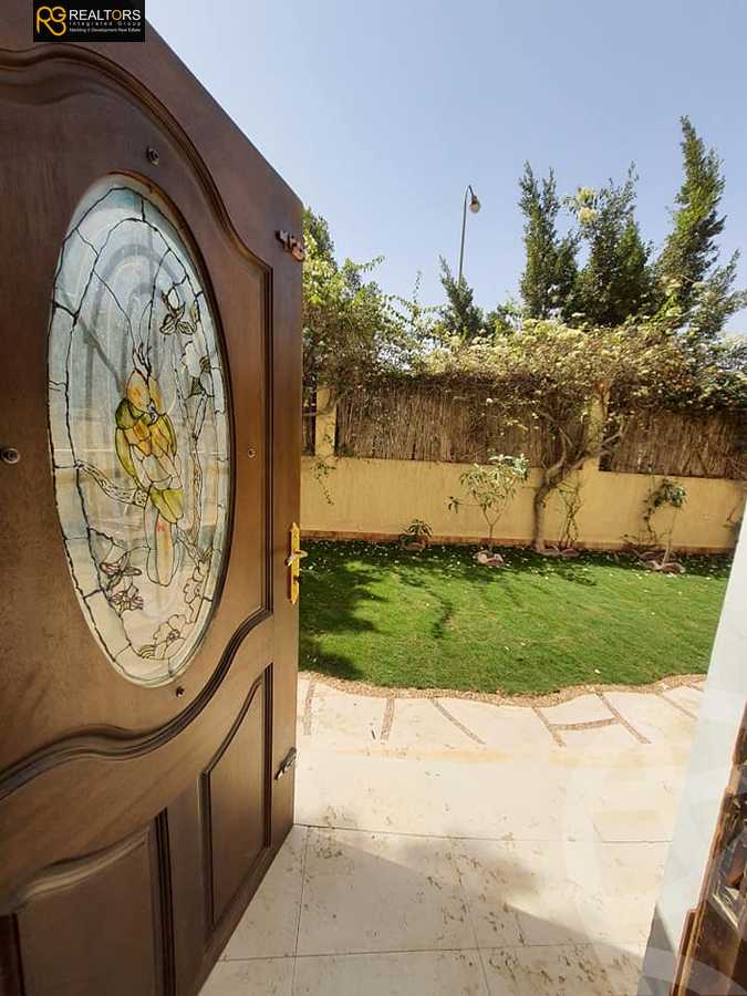 https://aqarmap.com.eg/en/listing/4224015-for-sale-cairo-6th-of-october-compound-flower-resort
