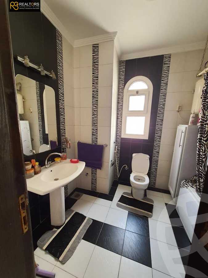 https://aqarmap.com.eg/en/listing/4224015-for-sale-cairo-6th-of-october-compound-flower-resort