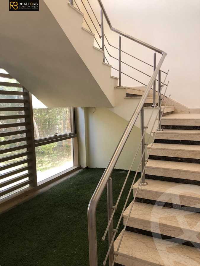 https://aqarmap.com.eg/en/listing/4224130-for-sale-cairo-el-sheikh-zayed-city-compounds-kmbwnd-ljry-swdyk