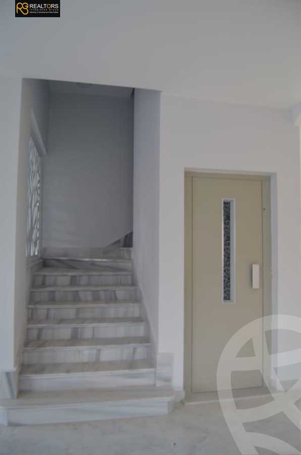 https://aqarmap.com.eg/en/listing/4224689-for-sale-cairo-6th-of-october-compound-green-4