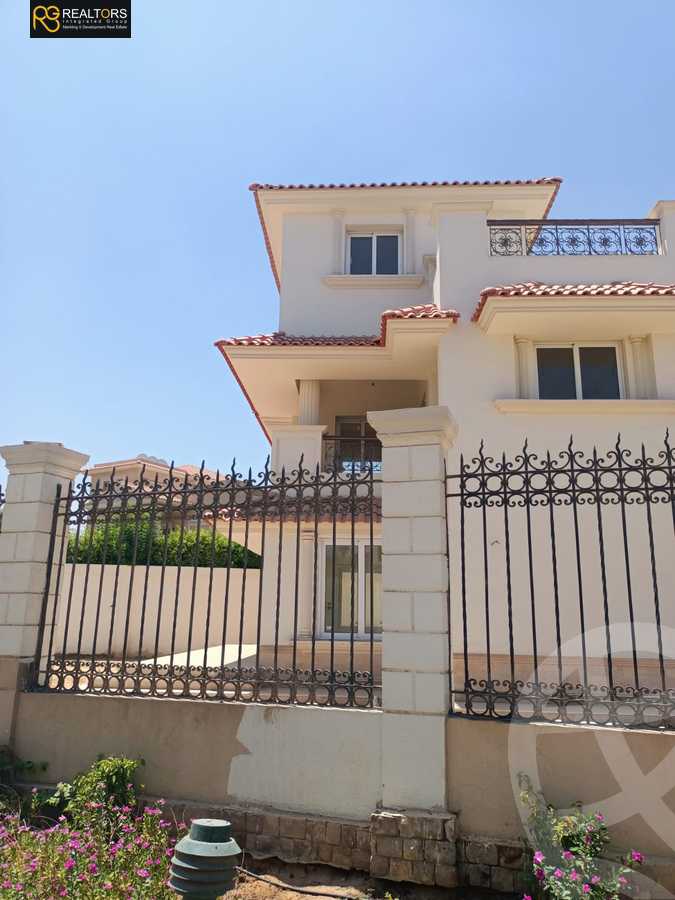 https://aqarmap.com.eg/ar/listing/4225433-for-sale-cairo-el-sheikh-zayed-city-compounds-in-sheikh-zayed-royal-city