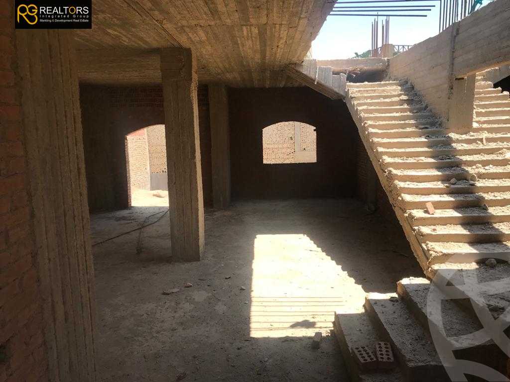 https://aqarmap.com.eg/ar/listing/4225646-for-sale-cairo-el-sheikh-zayed-city-compounds-in-sheikh-zayed-beverly-hills